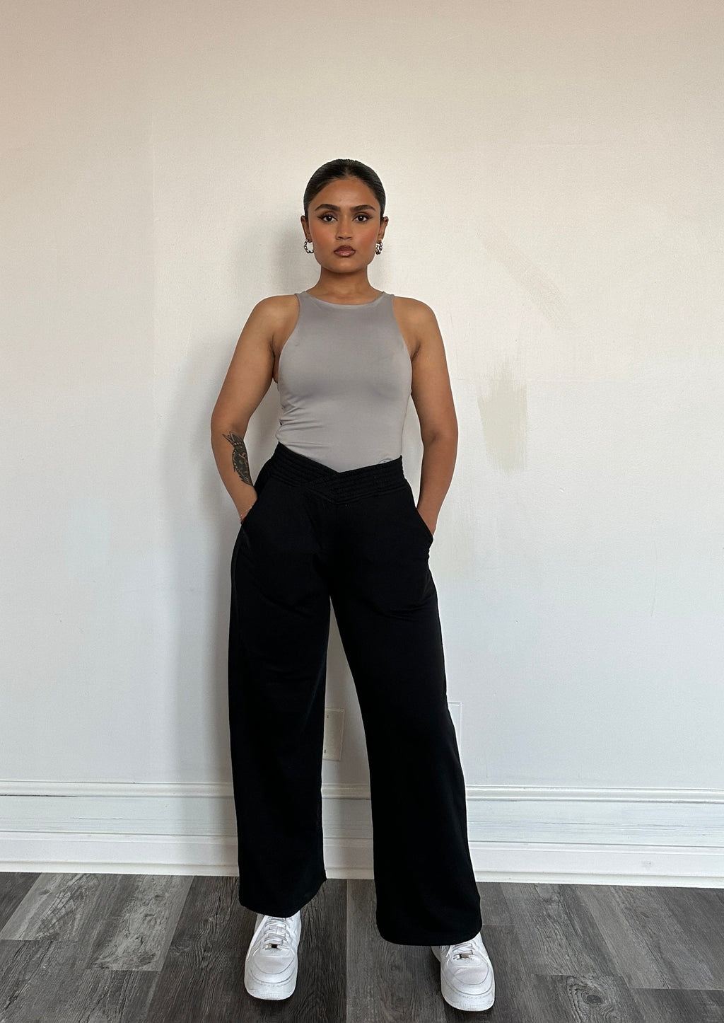 Let's Chill Crossover Sweatpants Black