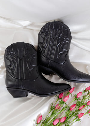 "Watermelon Crawl" Ankle Cowgirl Boots - Black