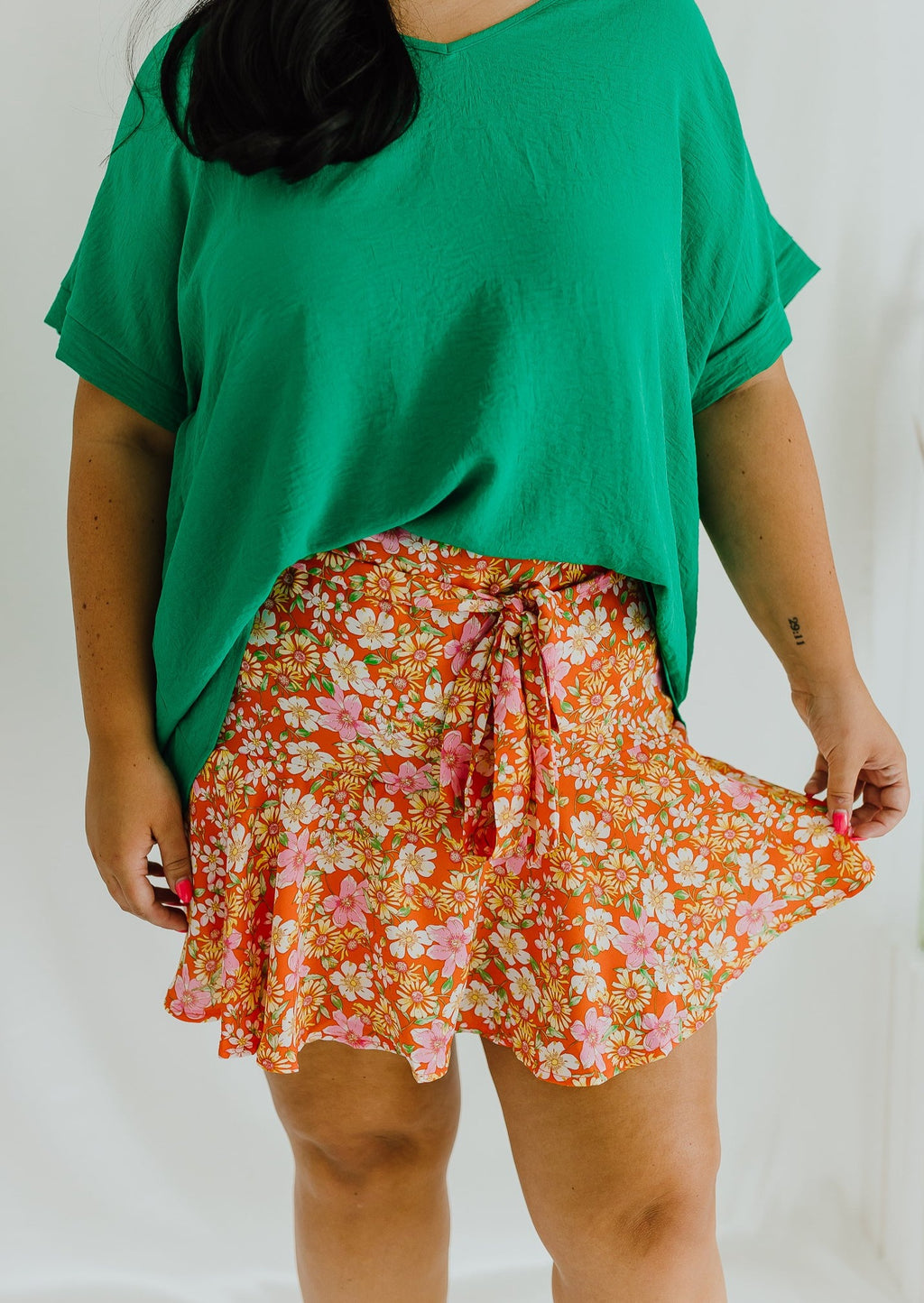 "Darling Daisy" Coral Floral Ruffle Skort - XL+